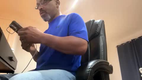 easternjerk online show from November 19, 2025, 11:43 am