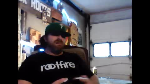Snapshot of eastrockroots chatting on October 8, 2025, 1:20 pm Sammy Sanchez online show from October 8, 2025, 1:20 pm