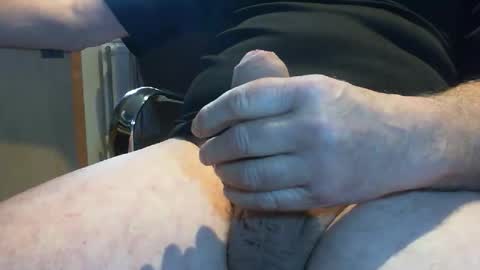 easypeasy62 online show from December 1, 2025, 12:54 pm