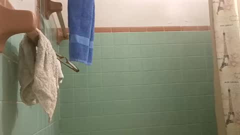 Snapshot of eatallorgasms chatting on September 28, 2025, 6:24 pm eatallorgasms online show from September 28, 2025, 6:24 pm