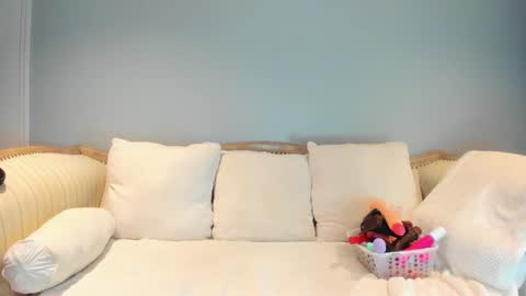 Allison online show from October 15, 2025, 2:39 pm