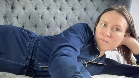 Snapshot of eatmypie69 chatting on November 12, 2025, 10:48 am Nadia Ferreira online show from November 12, 2025, 10:48 am