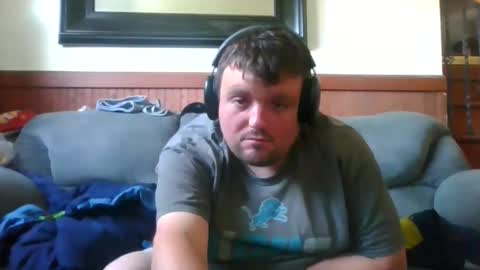 Eazyb91 online show from June 1, 2026, 4:09 pm