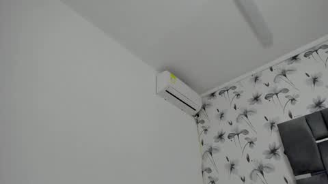 Snapshot of ebanolily chatting on February 12, 2026, 1:28 pm ebanolily online show from February 12, 2026, 1:28 pm