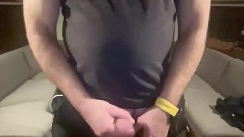 Snapshot of ebnk15 chatting on December 17, 2024, 5:15 pm ebnk15 online show from December 17, 2024, 5:15 pm