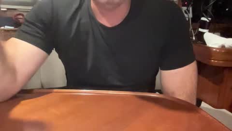 Snapshot of ebnk15 chatting on October 4, 2025, 9:46 pm ebnk15 online show from October 4, 2025, 9:46 pm