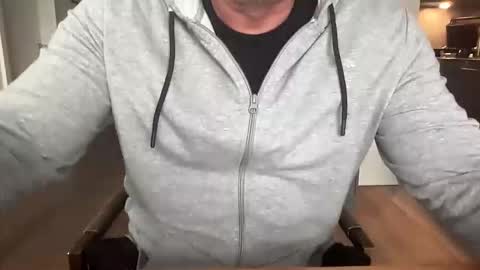 Snapshot of ebnk15 chatting on October 23, 2025, 9:19 am ebnk15 online show from October 23, 2025, 9:19 am