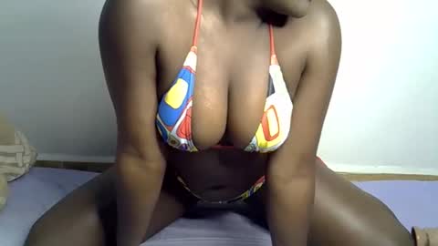 Queen online show from March 20, 2026, 10:03 pm