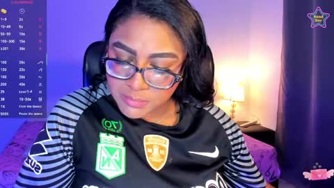 Snapshot of ebony__queen2 chatting on June 8, 2026, 8:09 pm ebony__queen2 online show from June 8, 2026, 8:09 pm