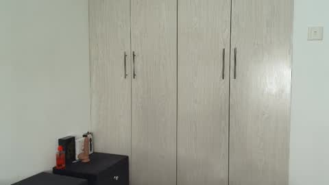 Angelina online show from December 17, 2025, 9:04 am