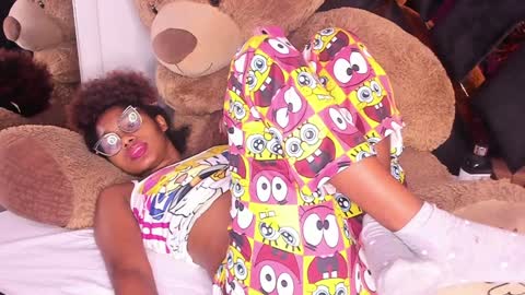 Luci  online show from February 8, 2025, 6:43 am