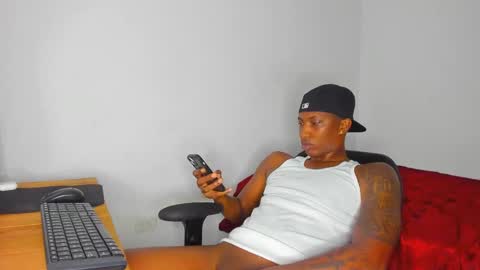 Snapshot of ebony_brandons chatting on February 6, 2025, 11:48 pm Brandon online show from February 6, 2025, 11:48 pm