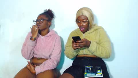 Snapshot of ebony_chayna chatting on December 15, 2024, 10:15 pm chayna smith online show from December 15, 2024, 10:15 pm