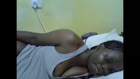 ebony_cutiee online show from May 26, 2026, 7:10 pm