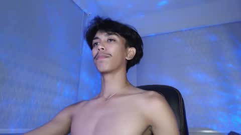 ebony_fuckboy online show from September 26, 2025, 7:40 pm