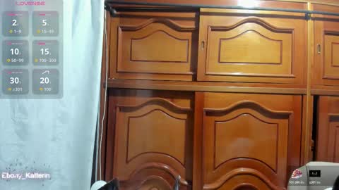 ebony_katterin online show from October 27, 2025, 11:03 am