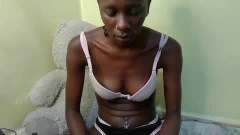 ebony_lisaaa online show from February 23, 2026, 6:49 pm