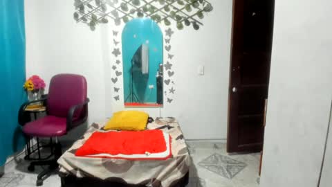 ebony_luna1 online show from July 6, 2026, 7:27 pm