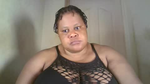 ebony_magixs online show from October 3, 2025, 2:52 am