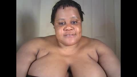 ebony_magixs online show from October 20, 2025, 7:36 pm