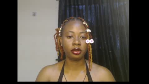 Snapshot of ebony_queenx chatting on July 9, 2026, 7:34 am Queen online show from July 9, 2026, 7:34 am