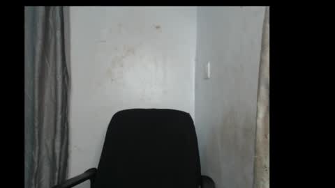 Snapshot of ebony_slimgirl3 chatting on April 22, 2026, 5:43 am Ebony slimgirl3 online show from April 22, 2026, 5:43 am