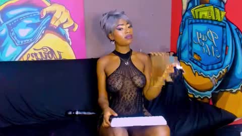 Snapshot of ebonydollx69 chatting on December 28, 2024, 9:20 am Pearl online show from December 28, 2024, 9:20 am