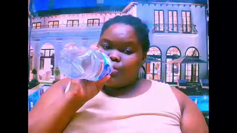 ebonyhotbuns4u2luv online show from October 13, 2025, 6:46 am