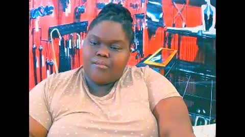 ebonyhotbuns4u2luv online show from November 8, 2025, 7:19 am