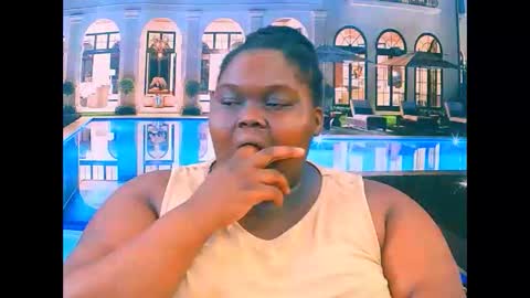 ebonyhotbuns4u2luv online show from November 28, 2025, 10:01 pm