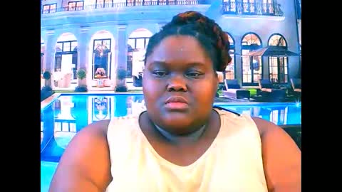 ebonyhotbuns4u2luv online show from February 2, 2026, 7:29 am