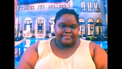 ebonyhotbuns4u2luv online show from May 9, 2026, 7:41 pm