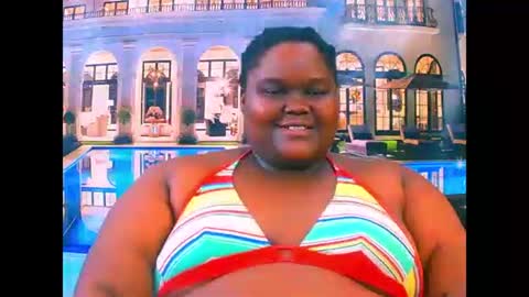 ebonyhotbuns4u2luv online show from May 11, 2026, 6:27 pm
