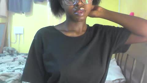 Ebonymuse2 online show from March 7, 2026, 1:41 pm