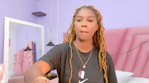 Snapshot of ebonyndsavage chatting on October 2, 2025, 9:00 pm ebonyndsavage online show from October 2, 2025, 9:00 pm