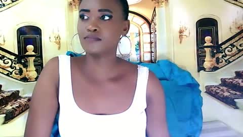Snapshot of ebonyolive69 chatting on December 4, 2024, 5:22 pm Cindy online show from December 4, 2024, 5:22 pm