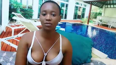 Snapshot of ebonyolive69 chatting on December 12, 2024, 10:56 am Cindy online show from December 12, 2024, 10:56 am