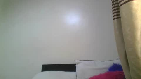 ebonyslut09 online show from June 15, 2026, 4:36 am