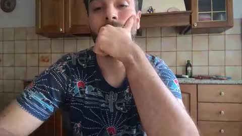 Snapshot of ector_prize chatting on November 16, 2025, 1:28 pm ET87 online show from November 16, 2025, 1:28 pm