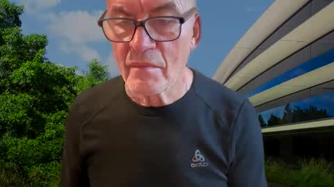 eddelmar online show from December 4, 2025, 7:50 am