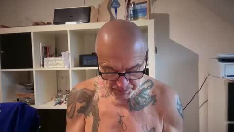 eddelmar online show from February 12, 2026, 9:04 am