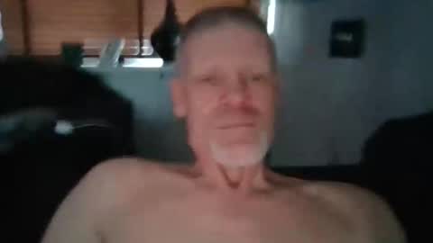 Snapshot of eddie4767 chatting on November 16, 2025, 9:37 am eddie4767 online show from November 16, 2025, 9:37 am