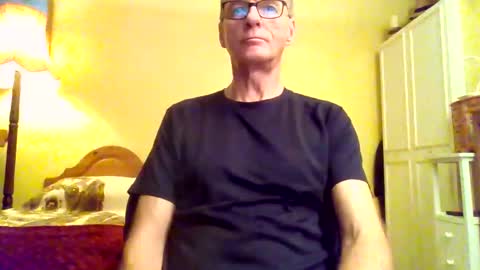 Eddie online show from November 12, 2025, 10:30 pm