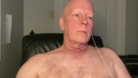 Snapshot of eddygl1968 chatting on December 2, 2024, 3:37 am Eddy online show from December 2, 2024, 3:37 am
