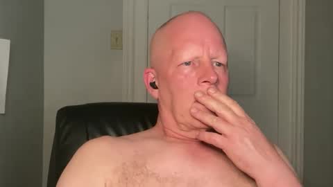 Snapshot of eddygl1968 chatting on October 8, 2025, 2:09 am Eddy online show from October 8, 2025, 2:09 am