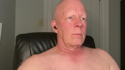 Snapshot of eddygl1968 chatting on October 14, 2025, 2:23 am Eddy online show from October 14, 2025, 2:23 am