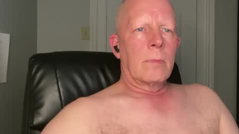 Snapshot of eddygl1968 chatting on October 23, 2025, 2:11 am Eddy online show from October 23, 2025, 2:11 am