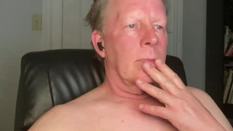 Eddy online show from June 22, 2026, 2:13 am