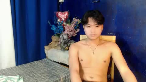 edelcum_xx online show from October 15, 2025, 2:55 am