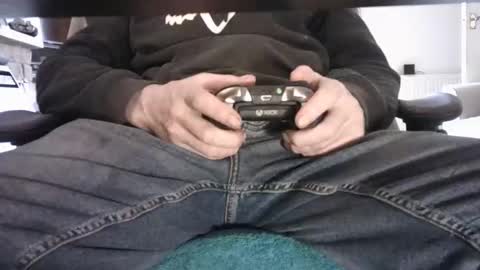 edged biker online show from February 26, 2026, 3:33 pm